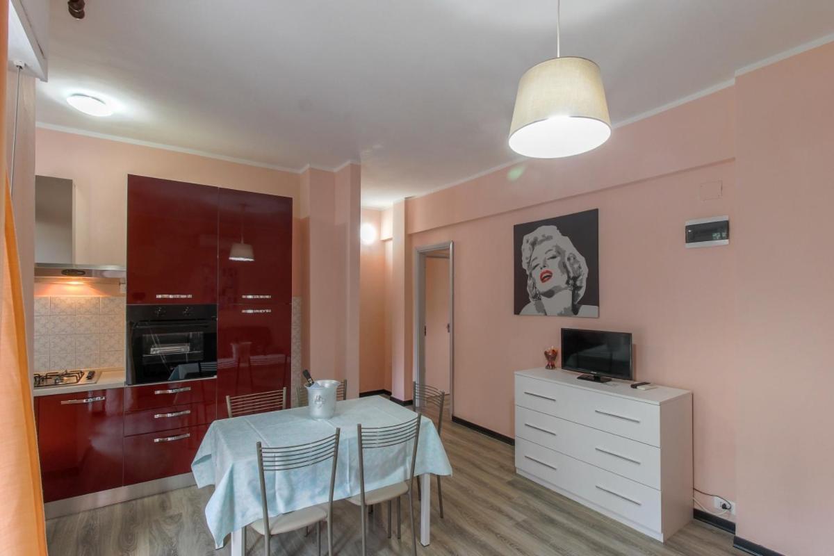 Residence Riviera Mare Pietra Ligure Exteriör bild
