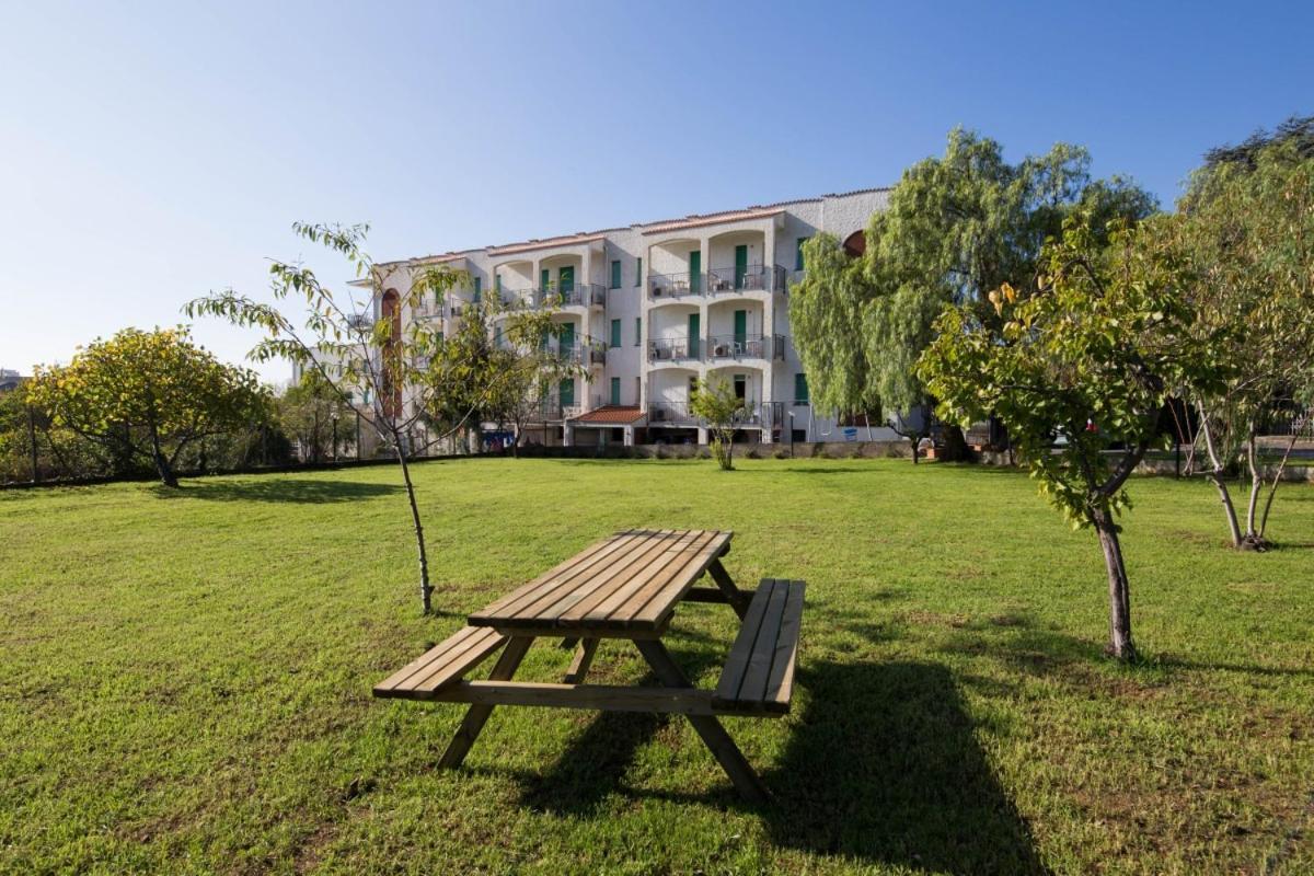 Residence Riviera Mare Pietra Ligure Exteriör bild